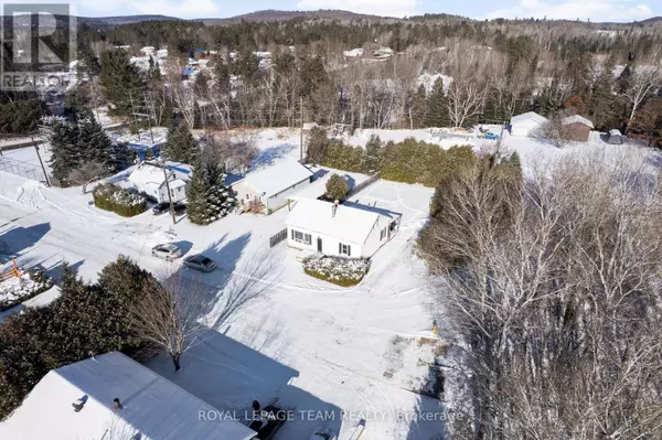 Madawaska Valley, ON K0J1B0,21 PHILIP STREET