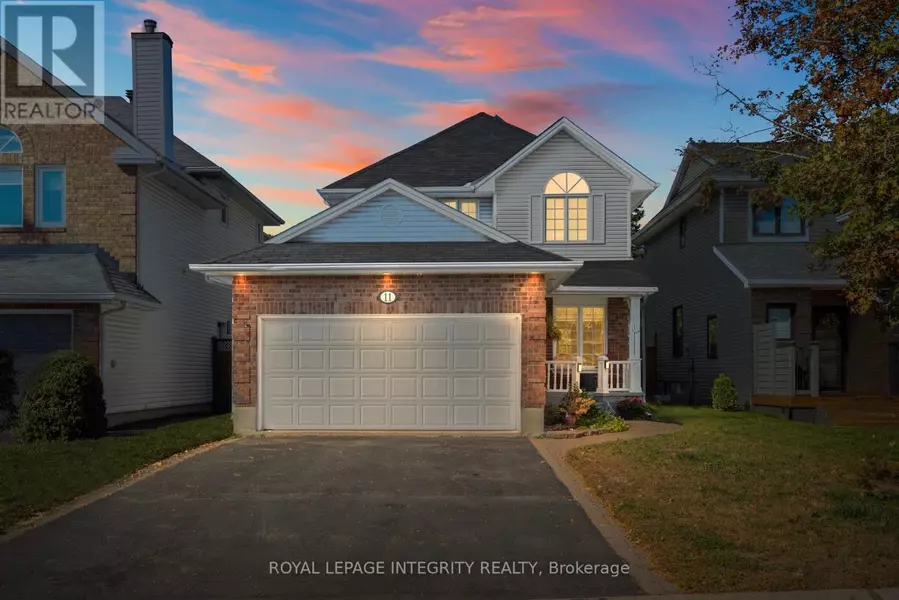 11 ROYAL FIELD CRESCENT, Ottawa, ON K2J4G1