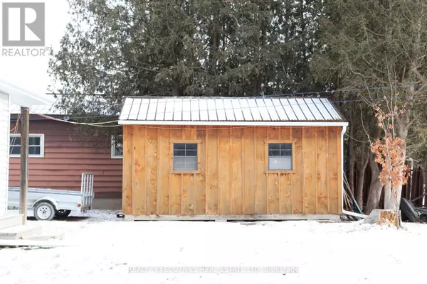 North Dundas, ON K0C2K0,38 HUMMEL STREET