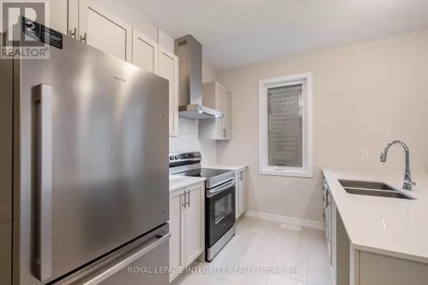 Ottawa, ON K0A2Z0,623 ALOPEX ROW