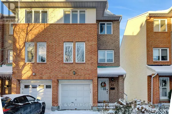 21 DRAYTON PRIVATE, Ottawa, ON K1K4R1