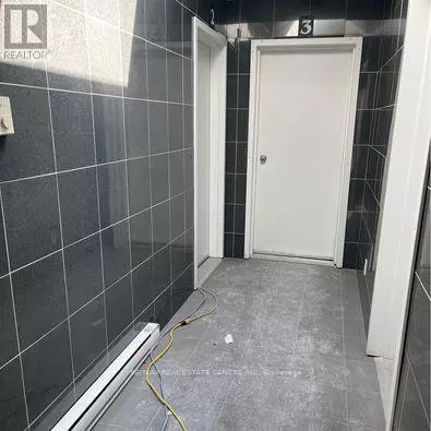 Niagara Falls (dorchester), ON L2G5Z8,5900 Main ST #1