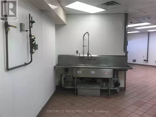 Peterborough (town Ward 3), ON K9H7E7,360 George ST North #50