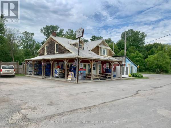 Stone Mills, ON K0K2A0,5804 HIGHWAY 41 ROAD