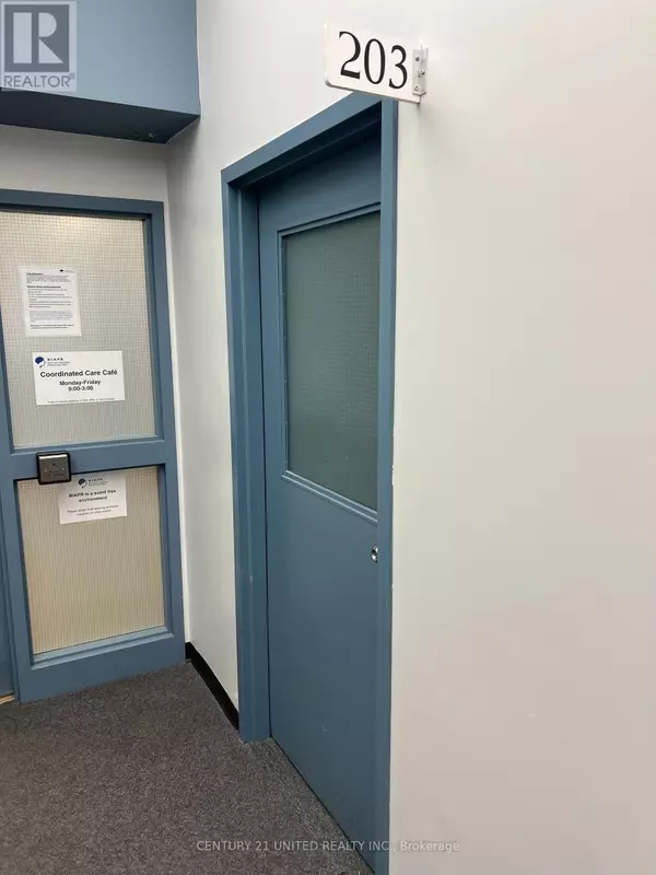 Peterborough (town Ward 3), ON K9J2T8,160 Charlotte ST #203