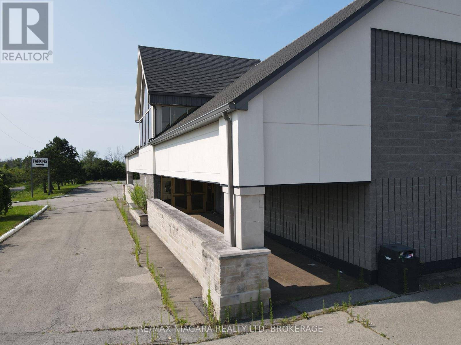 Fort Erie, ON L2A1N5,549 GARRISON ROAD