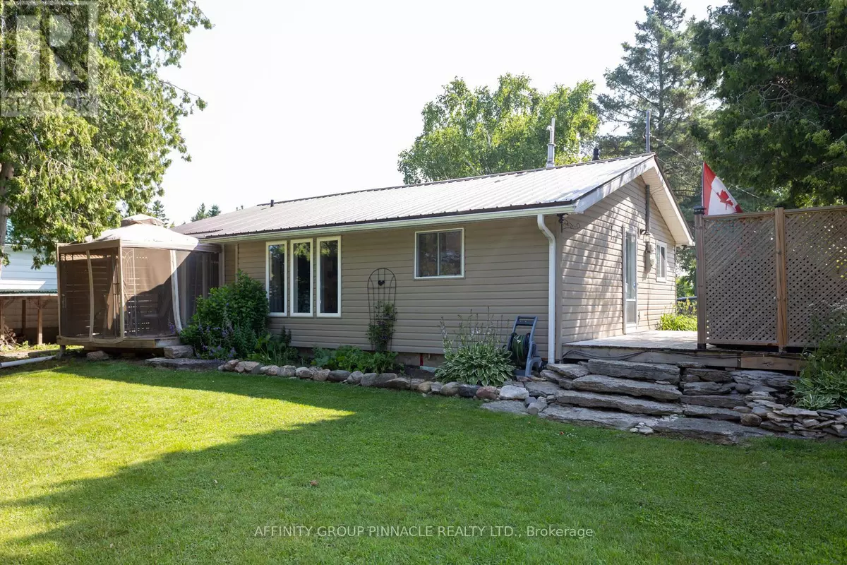 Kawartha Lakes (kirkfield), ON K0M2B0,24 HARGRAVE ROAD