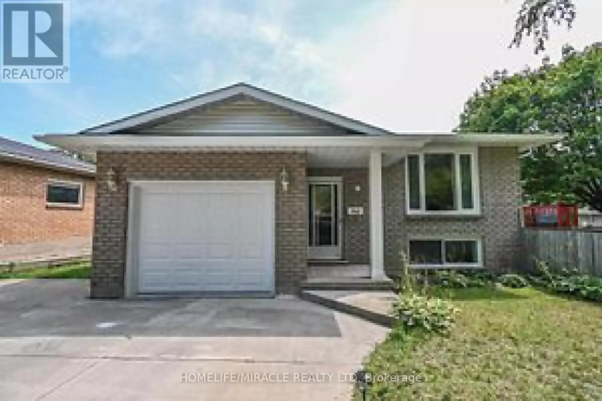 Niagara Falls, ON L2H2T8,7760 CAVENDISH DRIVE