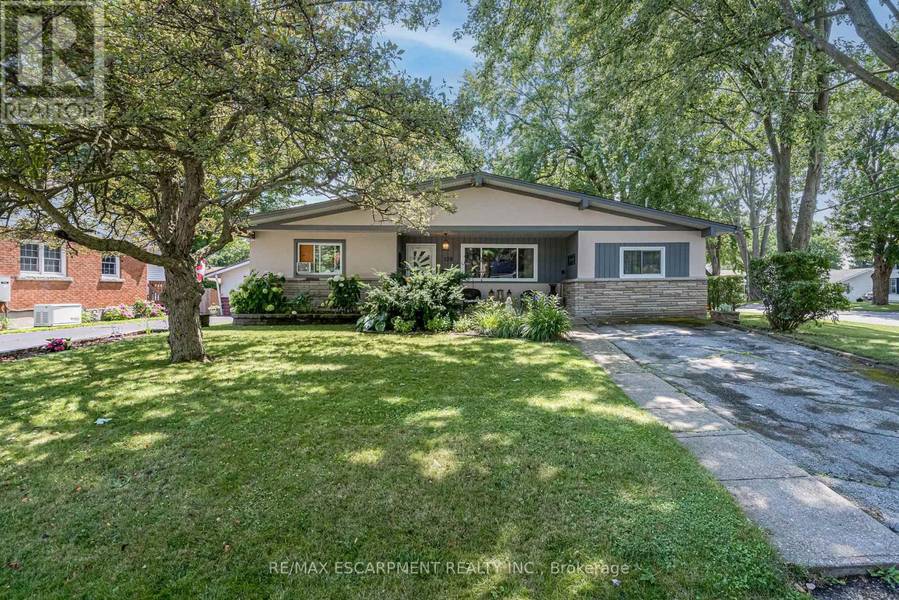 328 FAIRVIEW AVENUE W, Haldimand (dunnville), ON N1A1M3