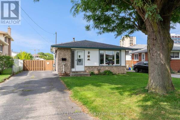 63 HONEYWELL DRIVE, Hamilton (riverdale), ON L8E1L8