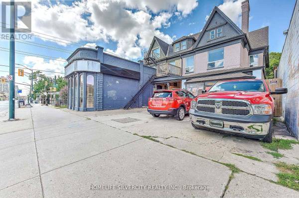 London, ON N6B1W8,544 DUNDAS STREET E