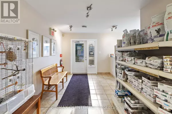 Belleville (belleville Ward), ON K8N3W2,437 BLEECKER AVENUE