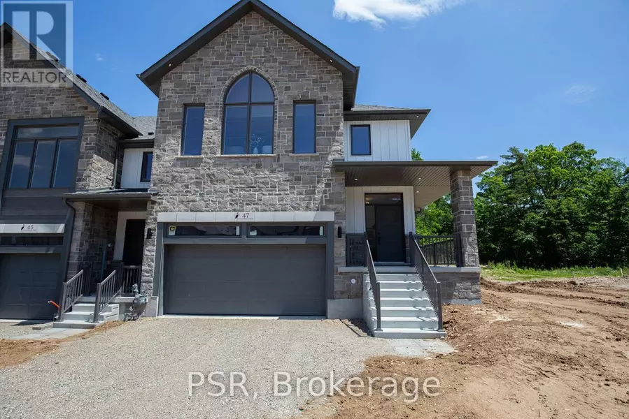 47 QUEENSBROOK CRESCENT, Cambridge, ON N1S0E5