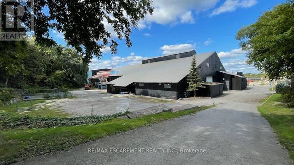 243 QUEEN ST North #PART A, Hamilton (strathcona), ON L8R3N6