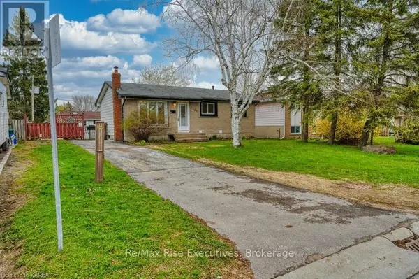 Kingston (south Of Taylor-kidd Blvd), ON K7M6H4,1344 WAVERLEY CRES #1