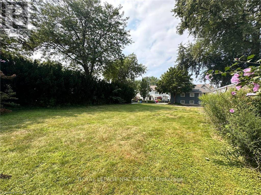 3 PEEL STREET, St. Catharines (port Dalhousie), ON L2N5A1