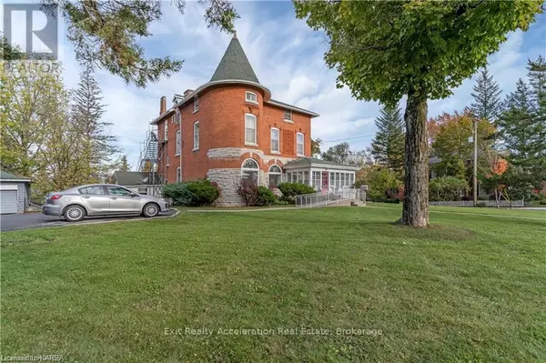 Greater Napanee, ON K7R2A9,231 DUNDAS STREET W