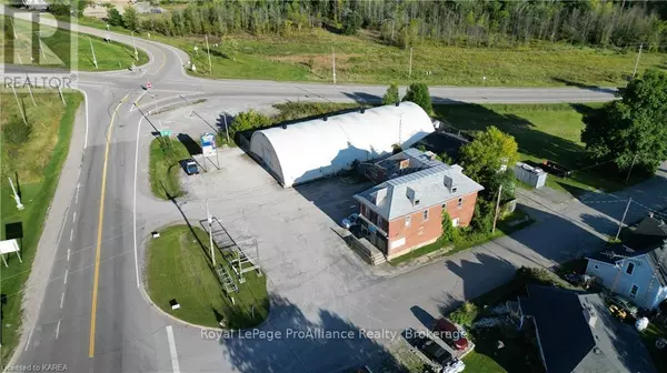 Rideau Lakes, ON K0G1E0,7719 HIGHWAY 42