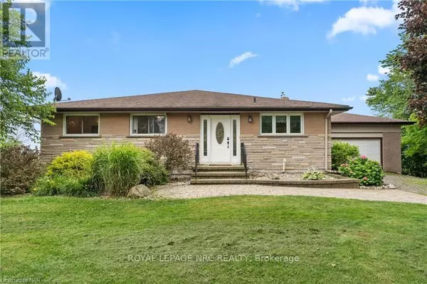 Haldimand County, ON N1A2W6,537 SANDY BAY ROAD ROAD S