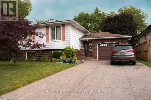 35 MCDONAGH CRESCENT, Thorold (558 - Confederation Heights), ON L2V4G3