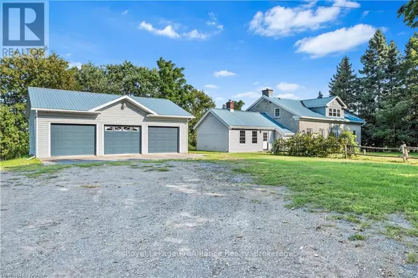 3070 OLD BOY ROAD, South Frontenac (frontenac South), ON K0H1X0