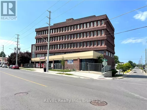 St. Catharines (450 - E. Chester), ON L2R3X9,145 QUEENSTON ST #202