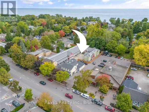 Niagara-on-the-lake (101 - Town), ON L0S1J0,135 QUEEN ST #2