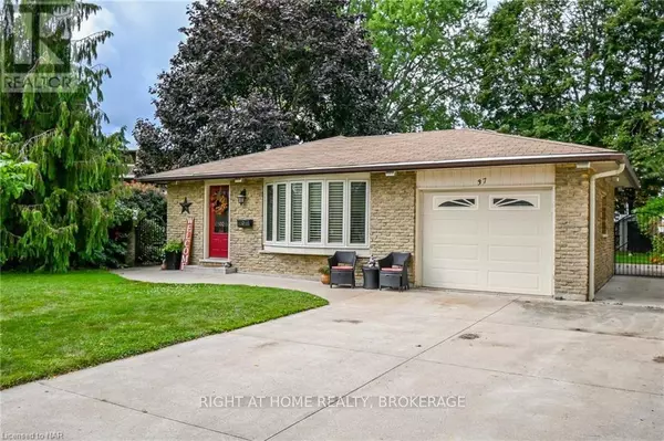 St. Catharines (443 - Lakeport), ON L2N5R4,37 BENDINGROAD CRESCENT