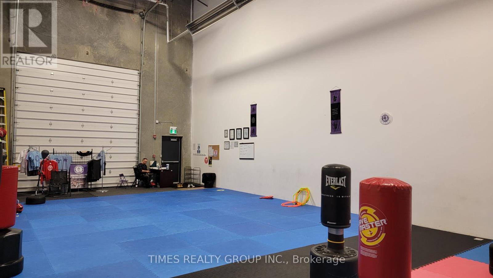 Edmonton, AB T6V0M7,16179 142 ST. NW