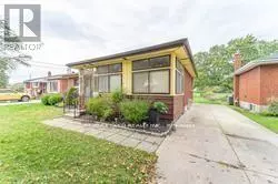 Niagara Falls, ON L2G4S4,7634 WILSON CRESCENT