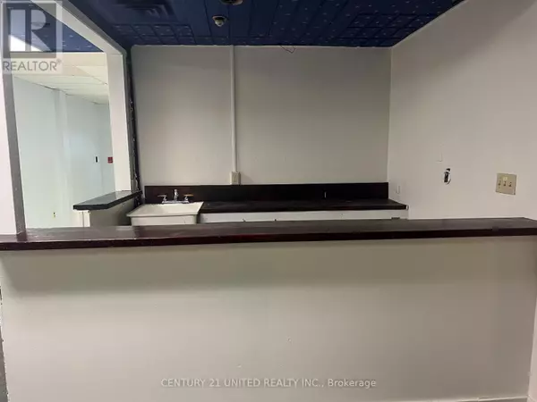 Peterborough (town Ward 3), ON K9J2R8,159 King ST #120