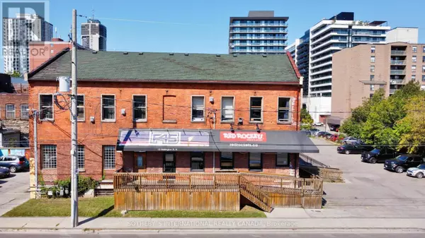 Hamilton (beasley), ON L8R1M7,15 Wellington ST North #202