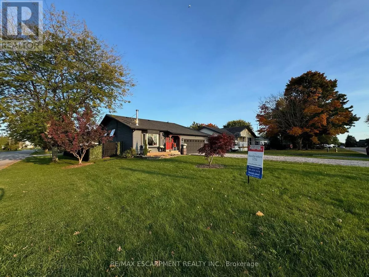 Norfolk (port Dover), ON N0A1N8,24 WOODHOUSE AVENUE