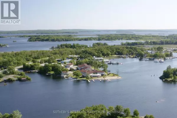 Georgian Bay, ON L0K1S0,263 PORT SEVERN ROAD N