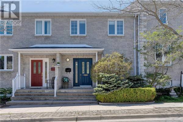 30 YONGE STREET, Kingston (central City West), ON K7M1E3