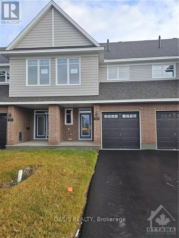 Ottawa, ON K2S2X1,737 MAVERICK CRESCENT