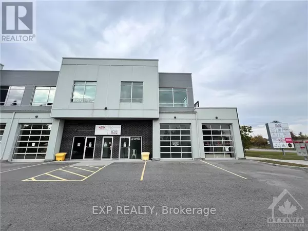 Ottawa, ON K2M2G8,65 DENZIL DOYLE CT #111