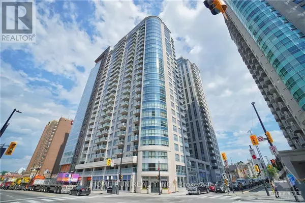 242 RIDEAU ST #1207, Ottawa, ON K1N0B7