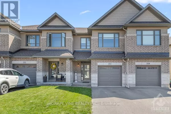 210 PURCHASE CRESCENT, Stittsville - Munster - Richmond (8203 - Stittsville (south)), ON K2S1P8