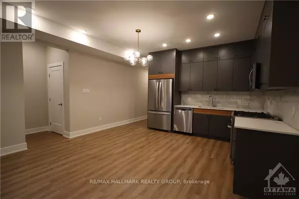 Ottawa, ON K1Z6V1,304 ELMGROVE AVE #1