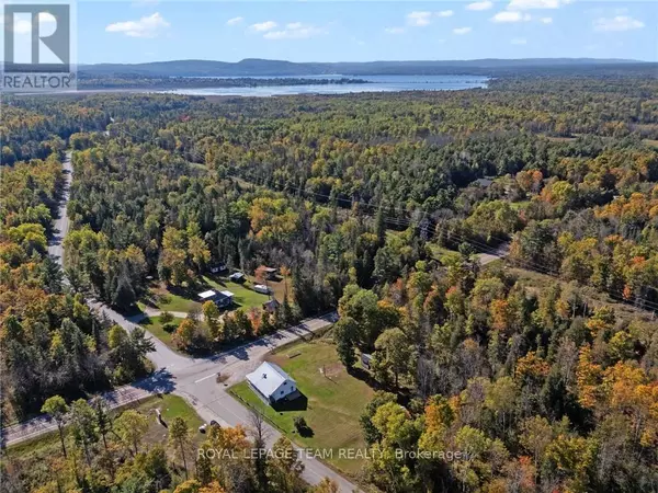 Greater Madawaska, ON K0J1H0,11878 LANARK ROAD