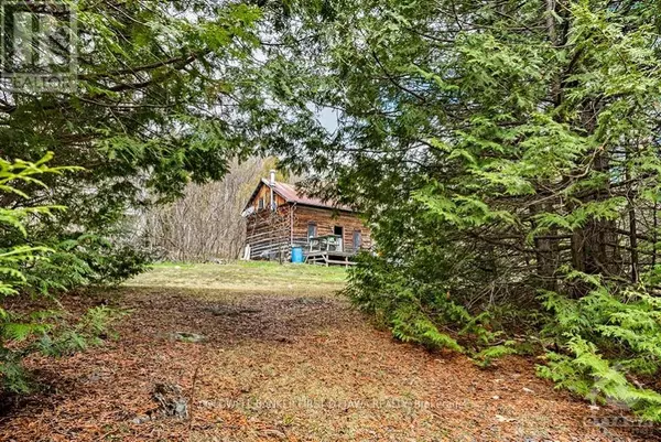 1084C SWAUGERS LAKE ROAD, Frontenac (frontenac North), ON K0H1C0