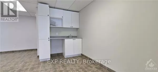 Ottawa, ON K1J9J3,1010 POLYTEK ST #3