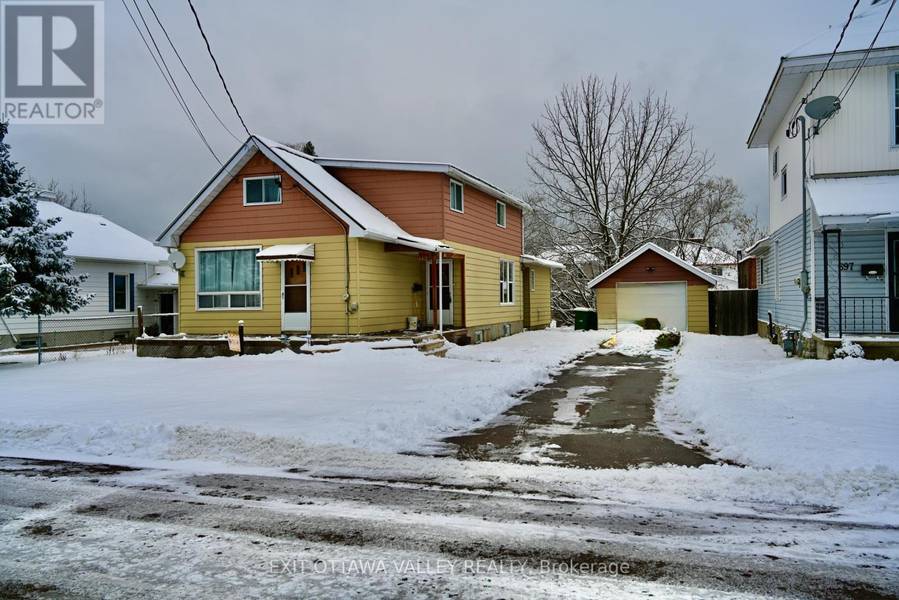 701 FISCHER STREET, Pembroke, ON K8A6K4