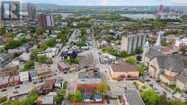 West Centre Town (4203 - Hintonburg), ON K1Y1T8,9 & 11 MELROSE AVENUE