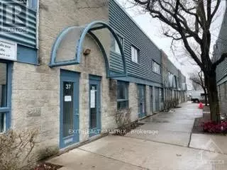 Ottawa, ON K1B3W5,1010 POLYTEK ST #35