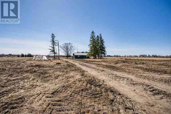 Kawartha Lakes (manilla), ON K0M2J0,201 ROYAL OAK ROAD