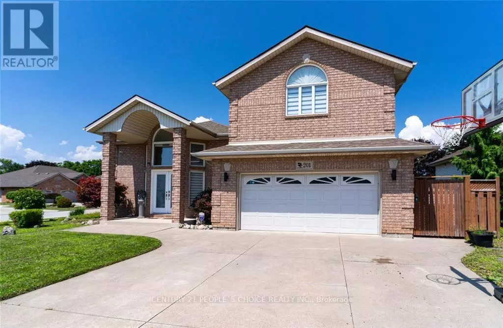 Lasalle, ON N9J3S4,201 GIGNAC CRESCENT