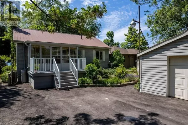 Dunnville, ON N1A2W8,2592 LAKESHORE Road