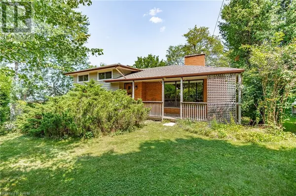 Carlisle, ON L0R1H1,1352 CENTRE Road